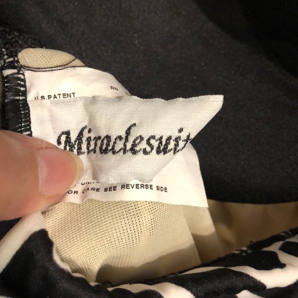Miraclesuit Tankini Top - Picture 5 of 7